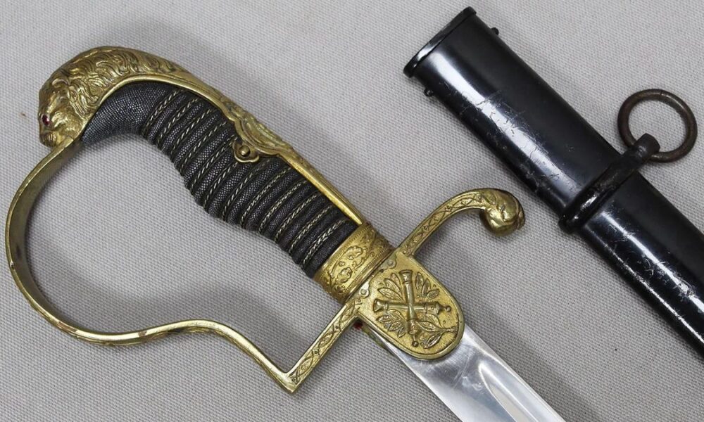 hongen civil war sword with lion headon handle