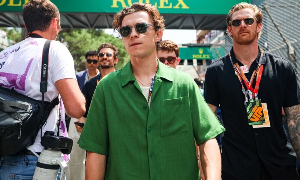 Top Reasons To Wear Sp5der Clothing